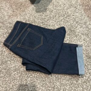 Old navy dark wash capri jeans